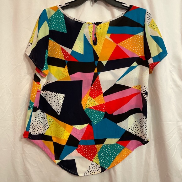 SOLD // Retro Geometric High Low Blouse Size MP (Medium Petite) - Picture 2 of 2